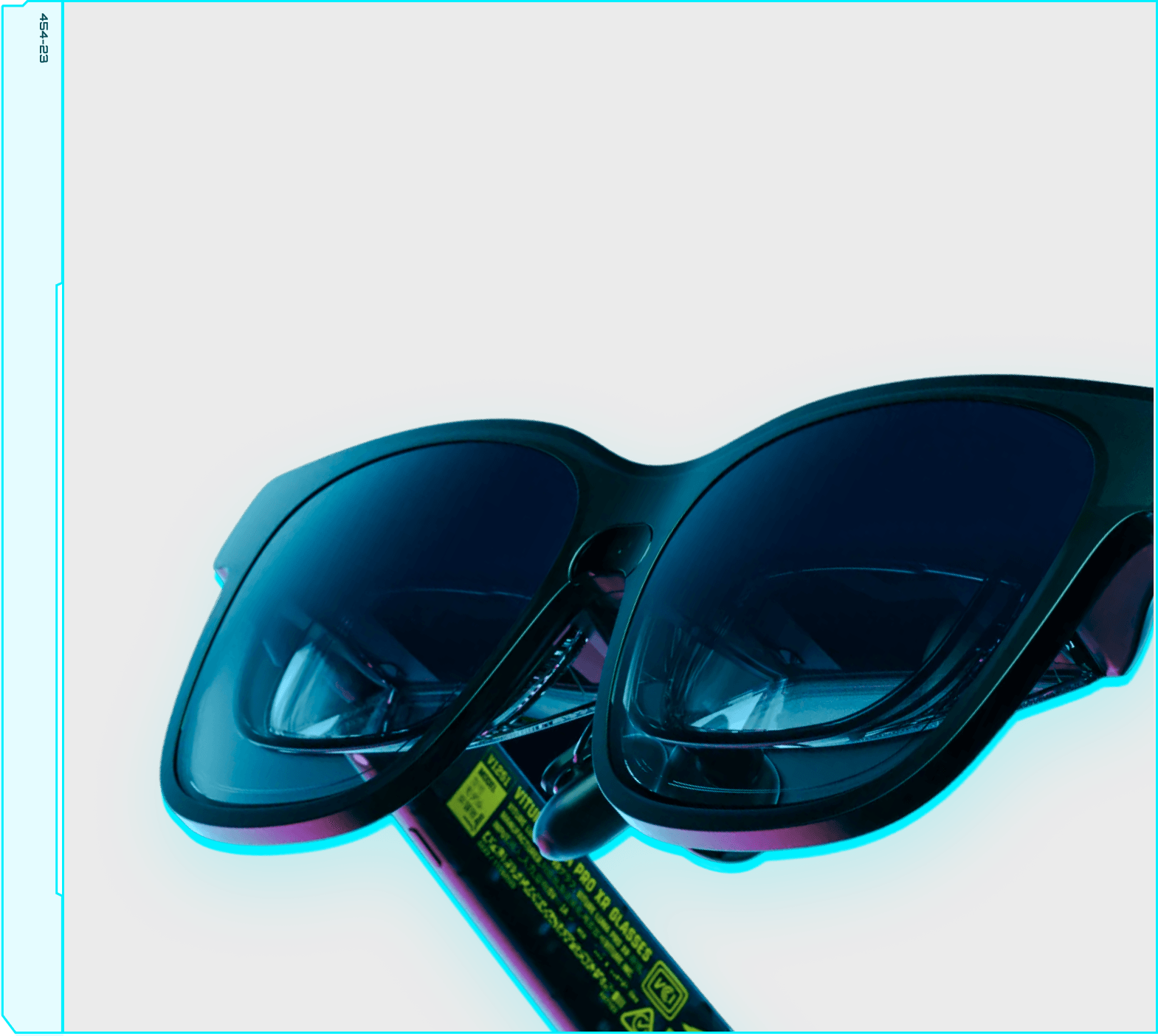 Up To 1500 Nits Of Neon-Soaked Brightness-UltraSharp